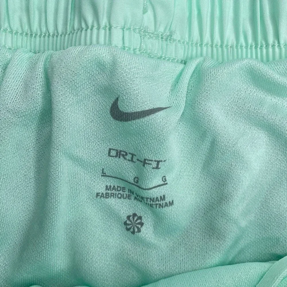 Nike Pattern Tempo Shorts Size Large